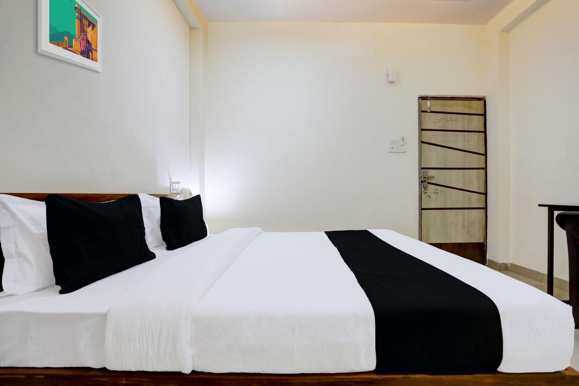 Hotel O Sb 47 Indore Dış mekan fotoğraf