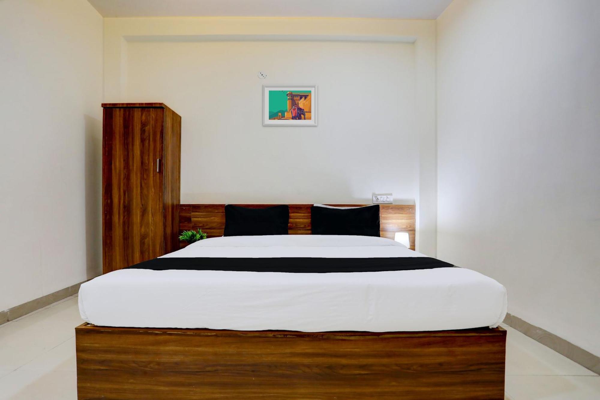 Hotel O Sb 47 Indore Dış mekan fotoğraf